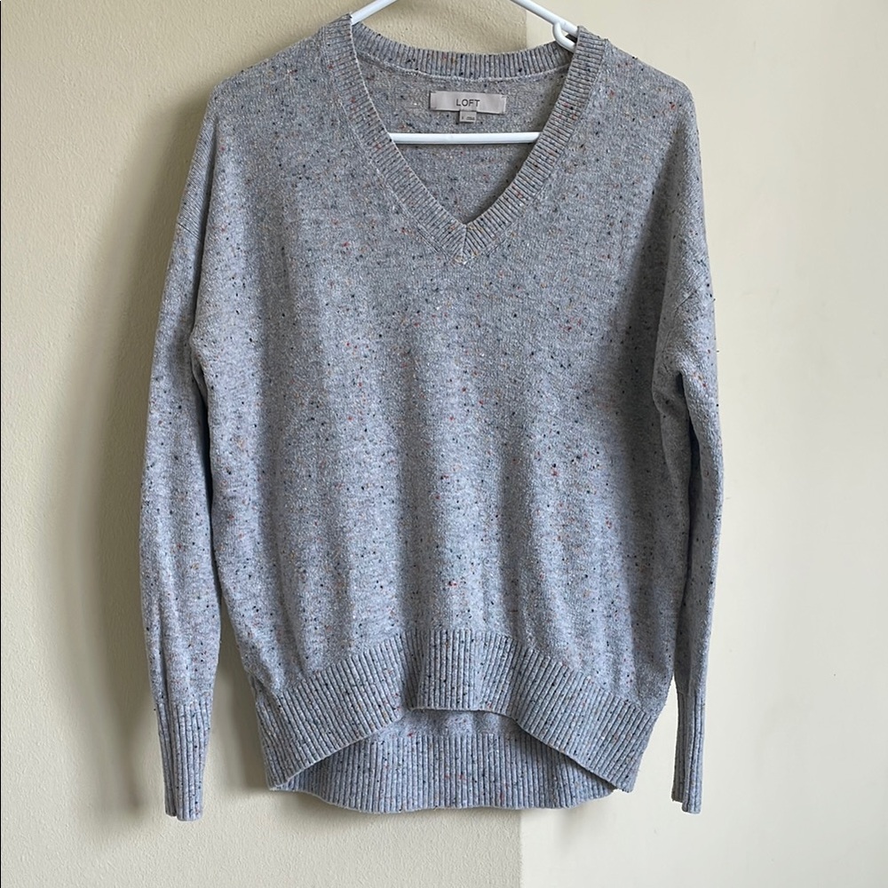 LOFT Gray V-Neck Sweater Soft Knit Relaxed Fit